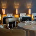 Excelsior Hotel, & Lido - Preferred & 5* ペザロ