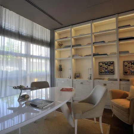 Excelsior Hotel, & Lido - Preferred & 5*