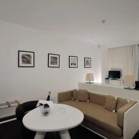 Excelsior Hotel, & Lido - Preferred & 佩萨罗