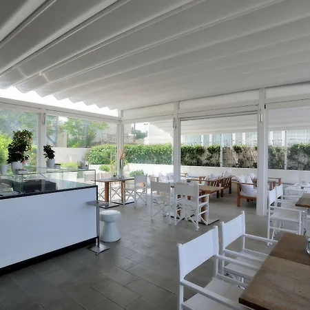 Excelsior Hotel, & Lido - Preferred & 5*