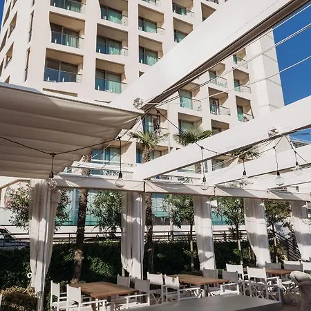Excelsior Hotel, & Lido - Preferred & 5*