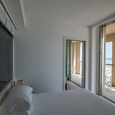 Hotel Excelsior Hotel, & Lido Pesaro