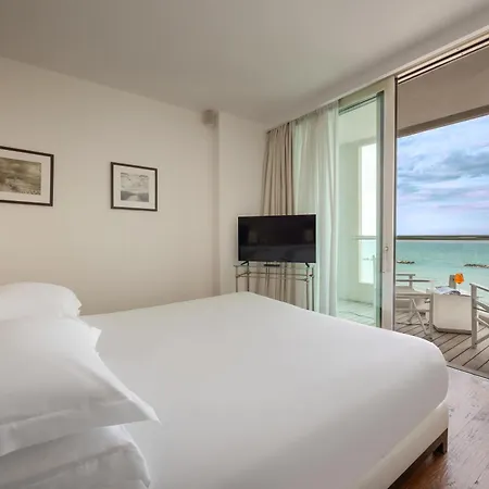 Hotel Excelsior Hotel, Spa&lido - Preferred Hotels&resorts Pésaro