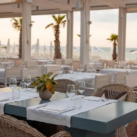 Excelsior Hotel 5*