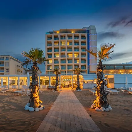 Excelsior Hotel, & Lido - Preferred & 5*