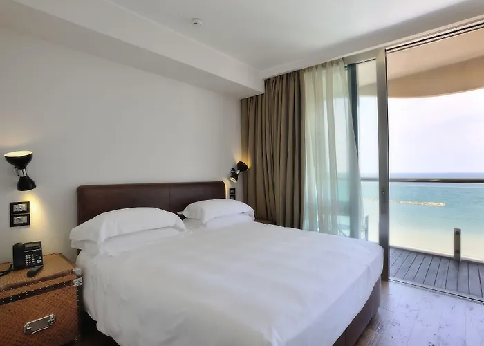 Excelsior Hotel, & Lido - Preferred & Hotel 5*