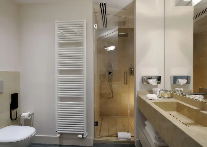 Excelsior Hotel, & Lido - Preferred & Hotel Pesaro