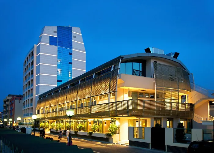 Hotel Excelsior Hotel, & Lido - Preferred & 5*